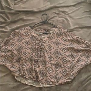 Size L flowy shirt